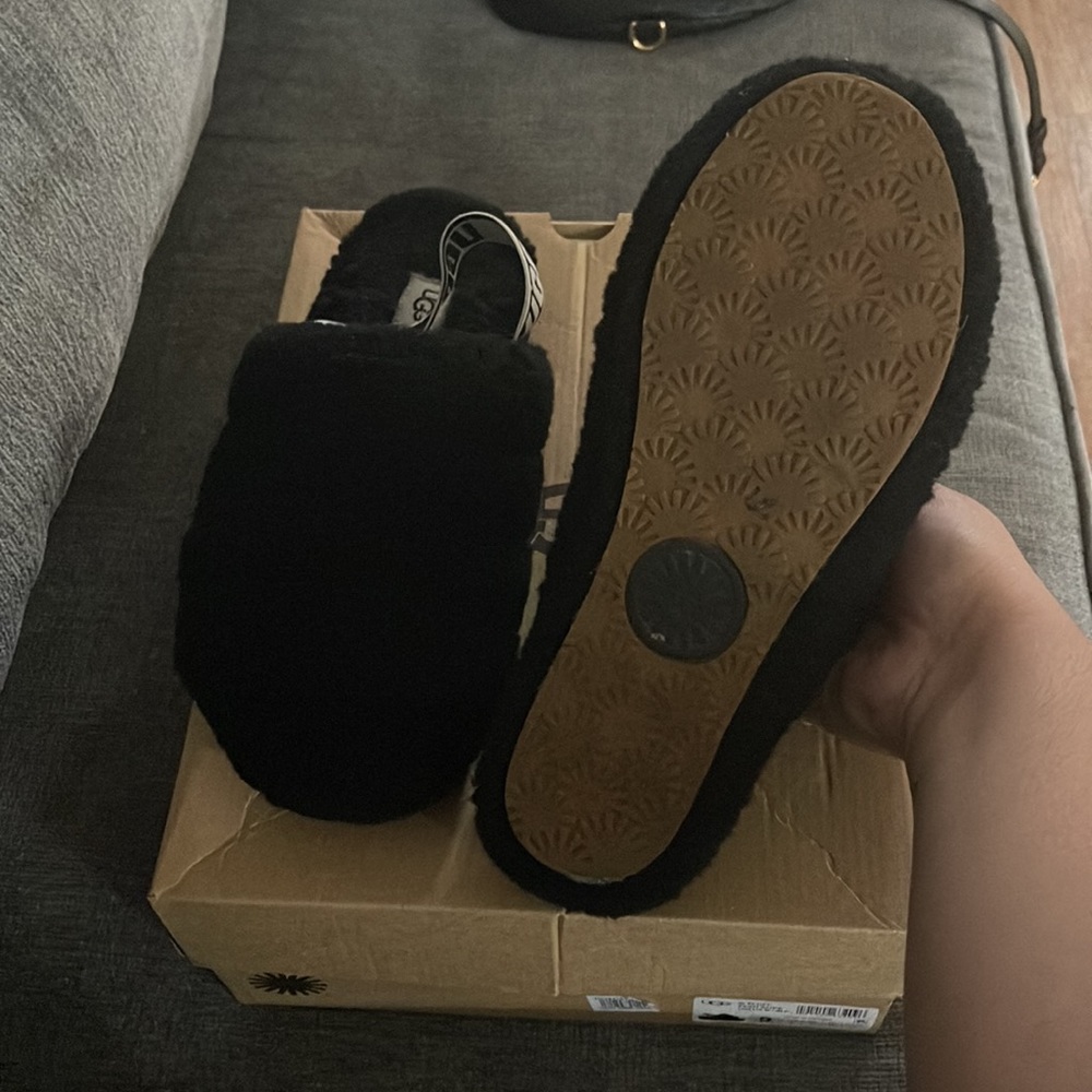 Ugg Slides - image 7